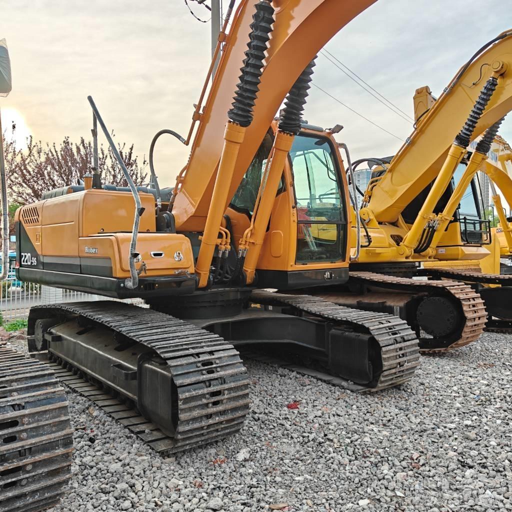 Hyundai R220-9S Εκσκαφείς με ερπύστριες
