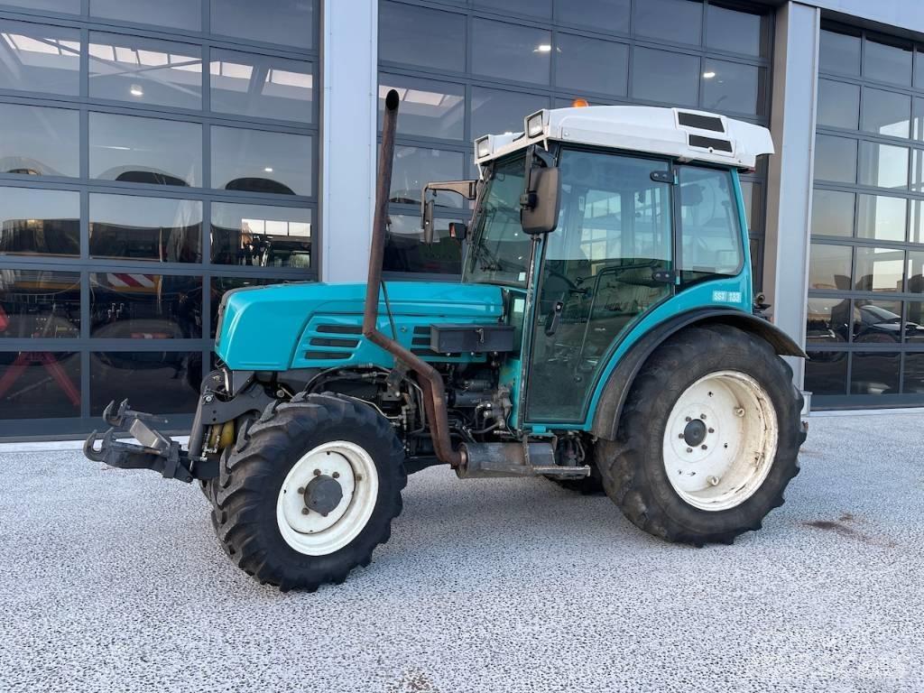 Fendt 208 F Τρακτέρ