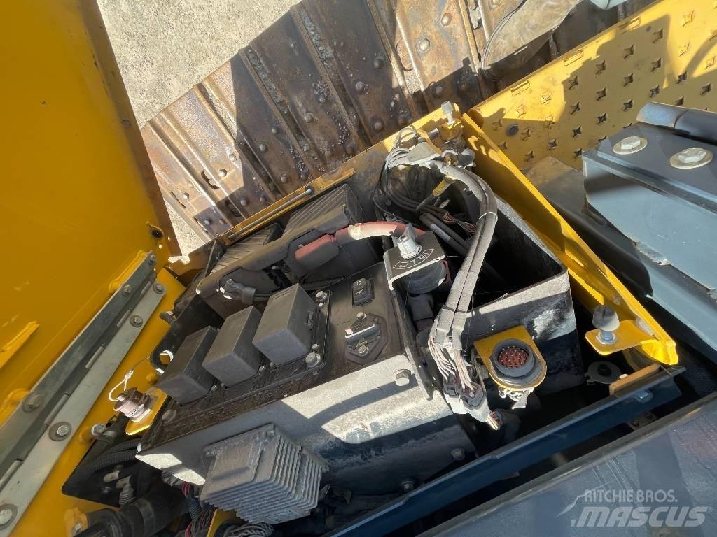 DEERE 700K Μπουλντόζες με ερπύστριες