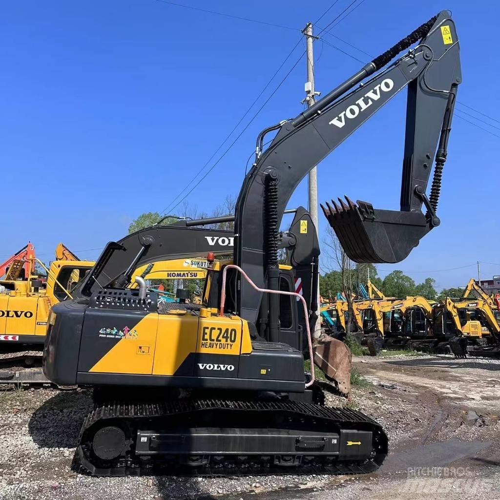 Volvo EC 240 Εκσκαφείς με ερπύστριες
