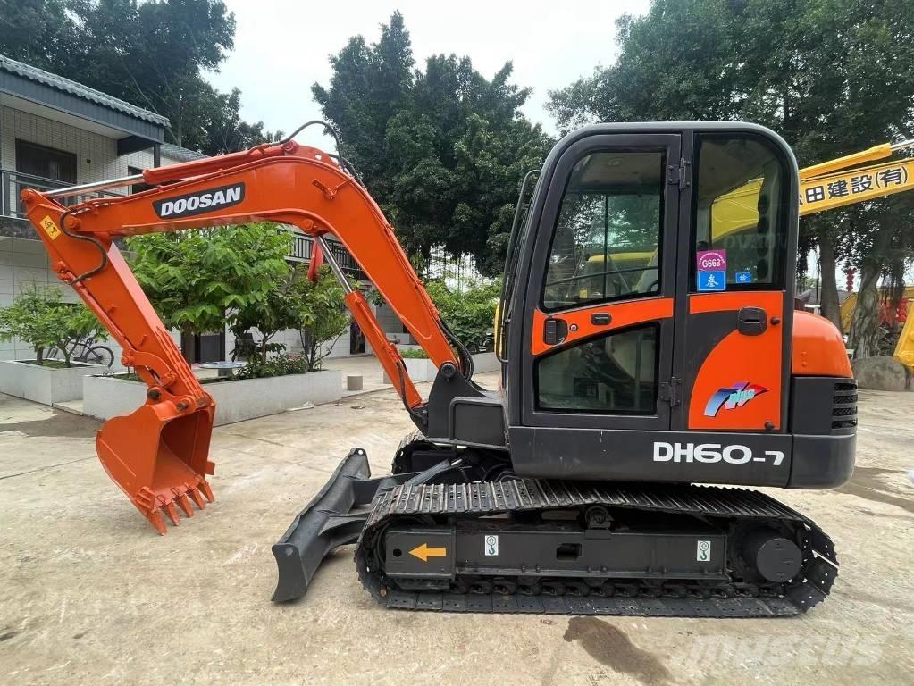 Doosan DH 60-7 Εκσκαφάκι (διαβολάκι) < 7t