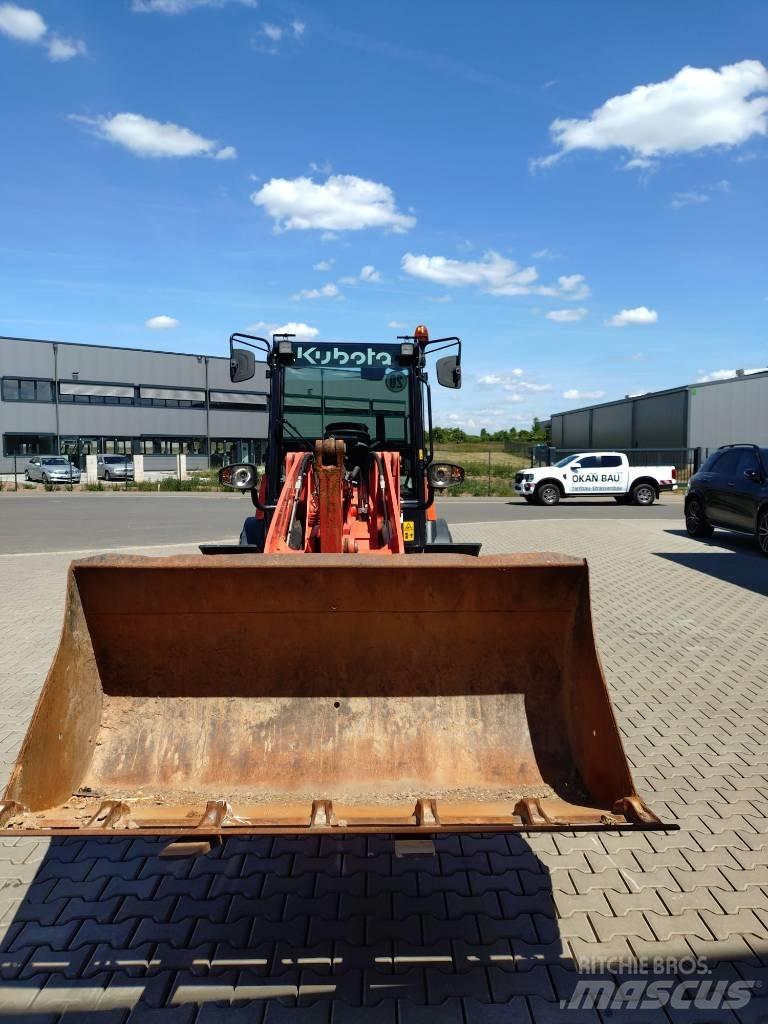 Kubota R 090 Φορτωτές με λάστιχα (Τροχοφόροι)