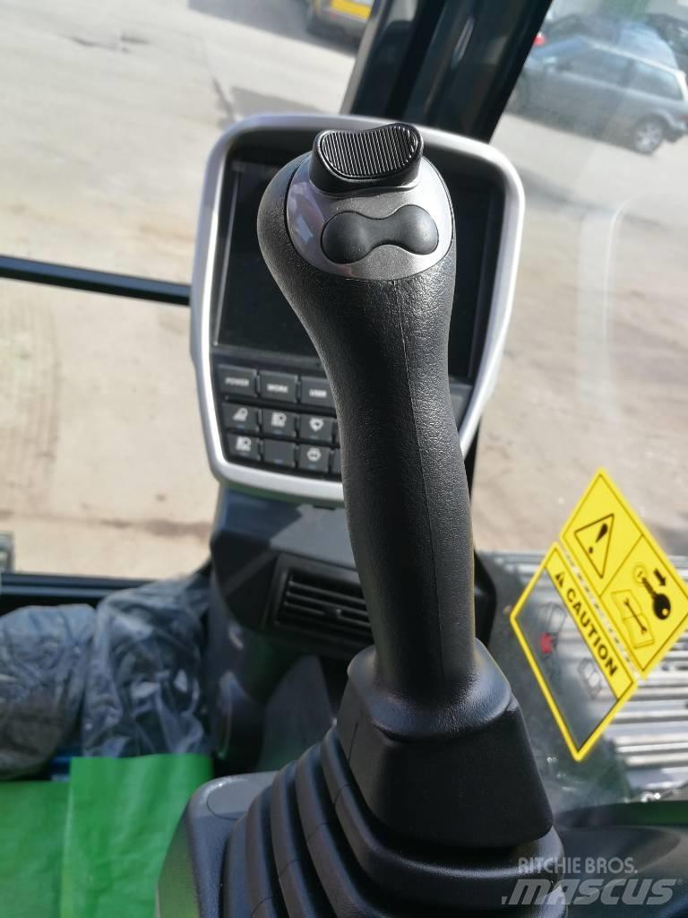 Hyundai HX140LC Εκσκαφείς με ερπύστριες