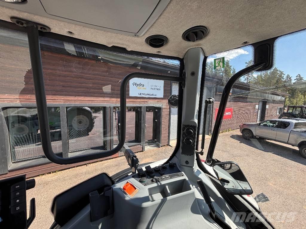 Valtra Q 305 Τρακτέρ
