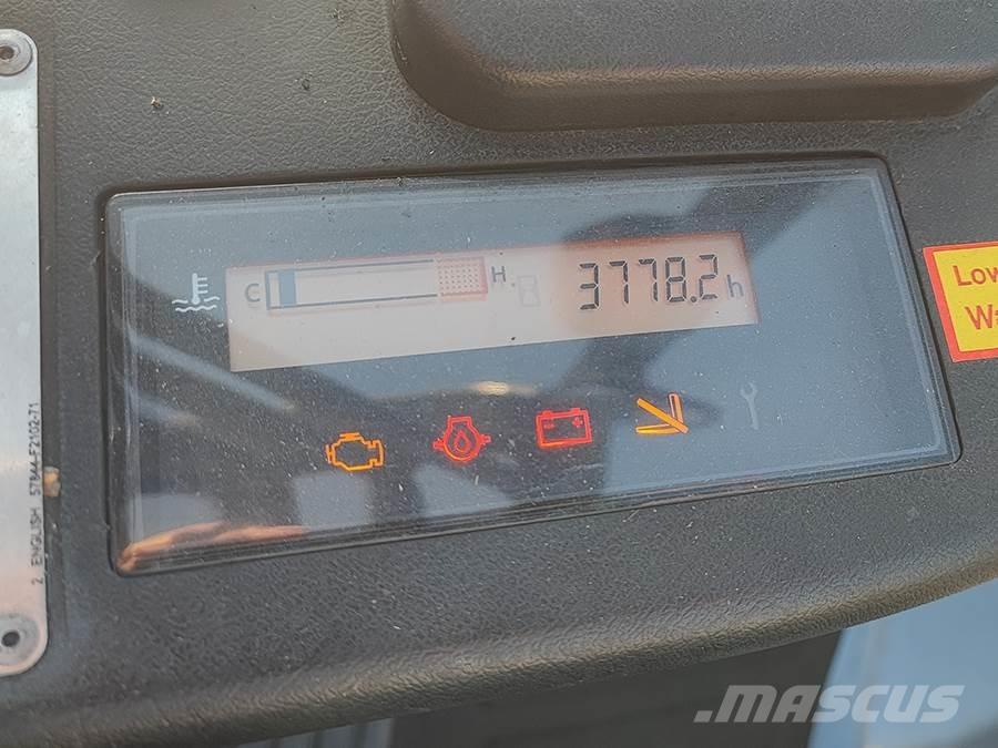 Toyota 02-8FGF25 Περονοφόρα ανυψωτικά κλαρκ με φυσικό αέριο LPG