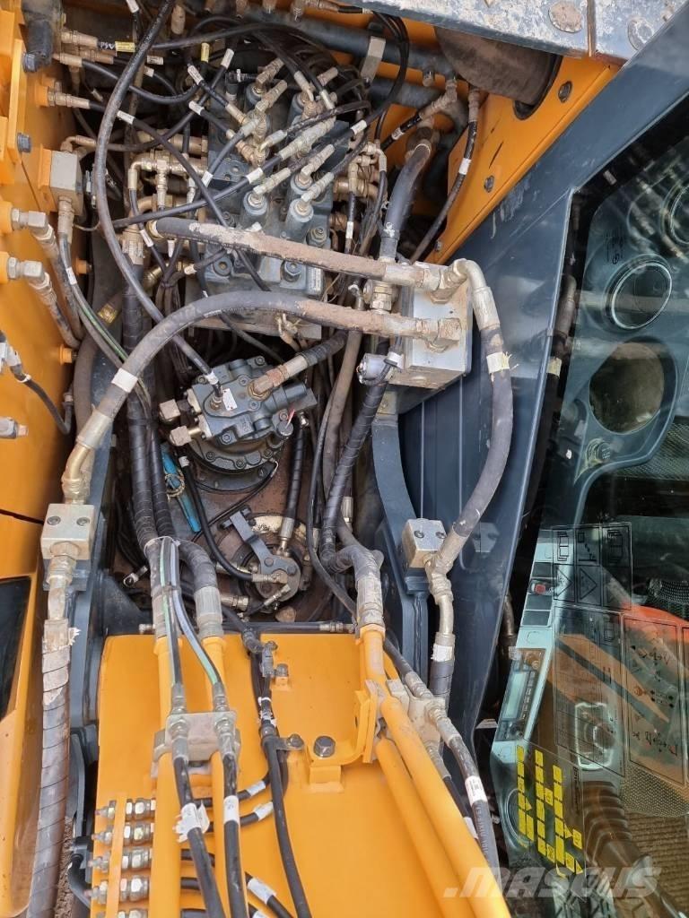 Hyundai HX 140 L Εκσκαφείς με ερπύστριες
