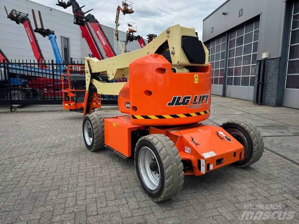 JLG E 450 AJ Ανυψωτήρες με αρθρωτό βραχίονα