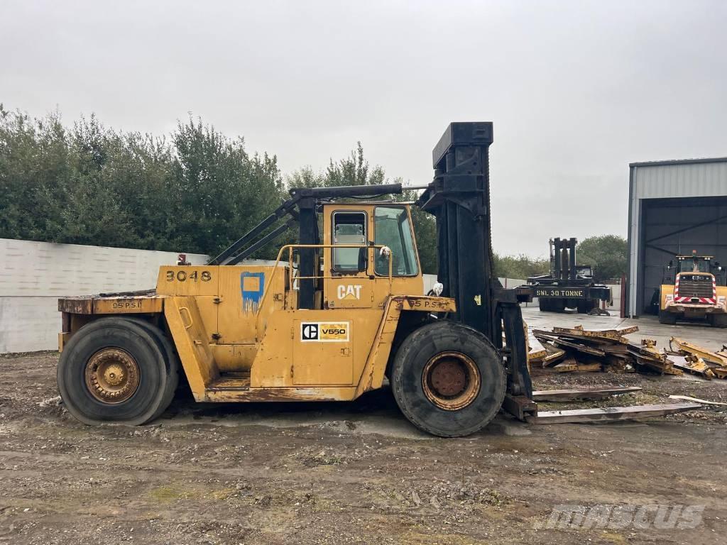 CAT V 550 Πετρελαιοκίνητα Κλαρκ