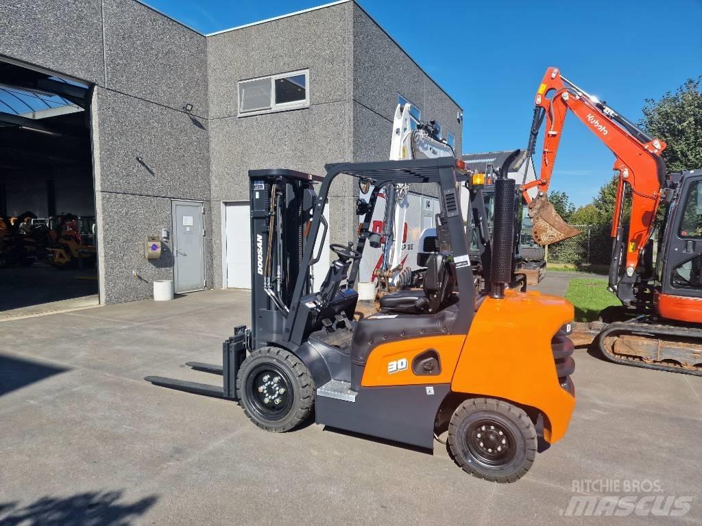 Doosan d30nxp Πετρελαιοκίνητα Κλαρκ