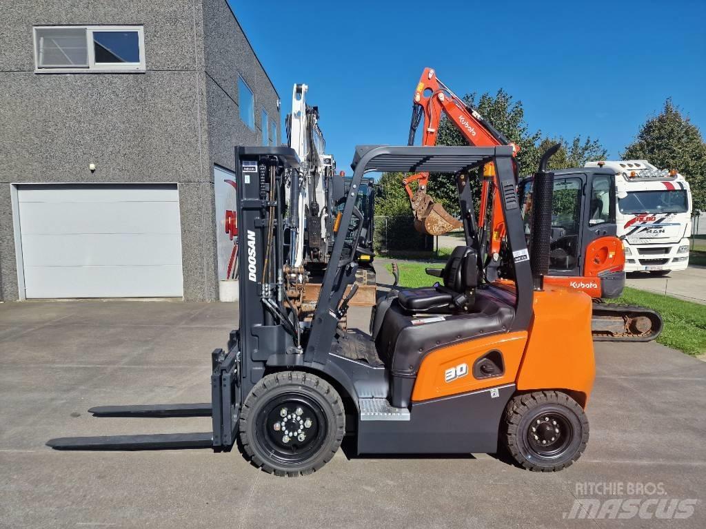 Doosan d30nxp Πετρελαιοκίνητα Κλαρκ