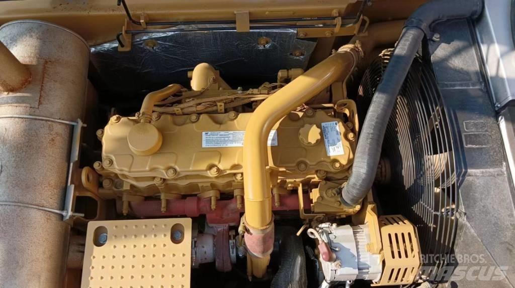 CAT 330D2L Εκσκαφείς με ερπύστριες