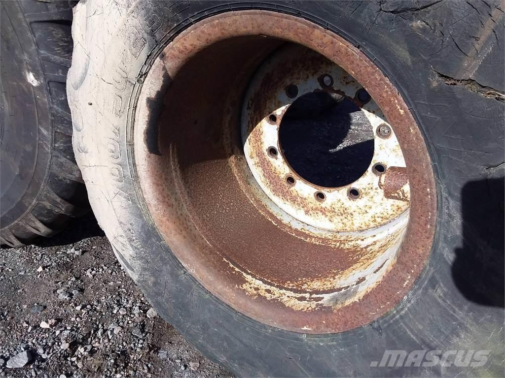 Valmet 860 24x26,5 Ελαστικά και ζάντες