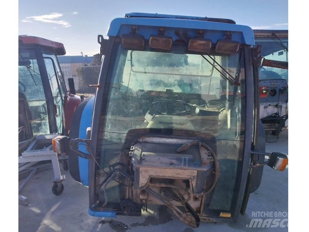 Landini Legend 115 Καμπίνες και εσωτερικό