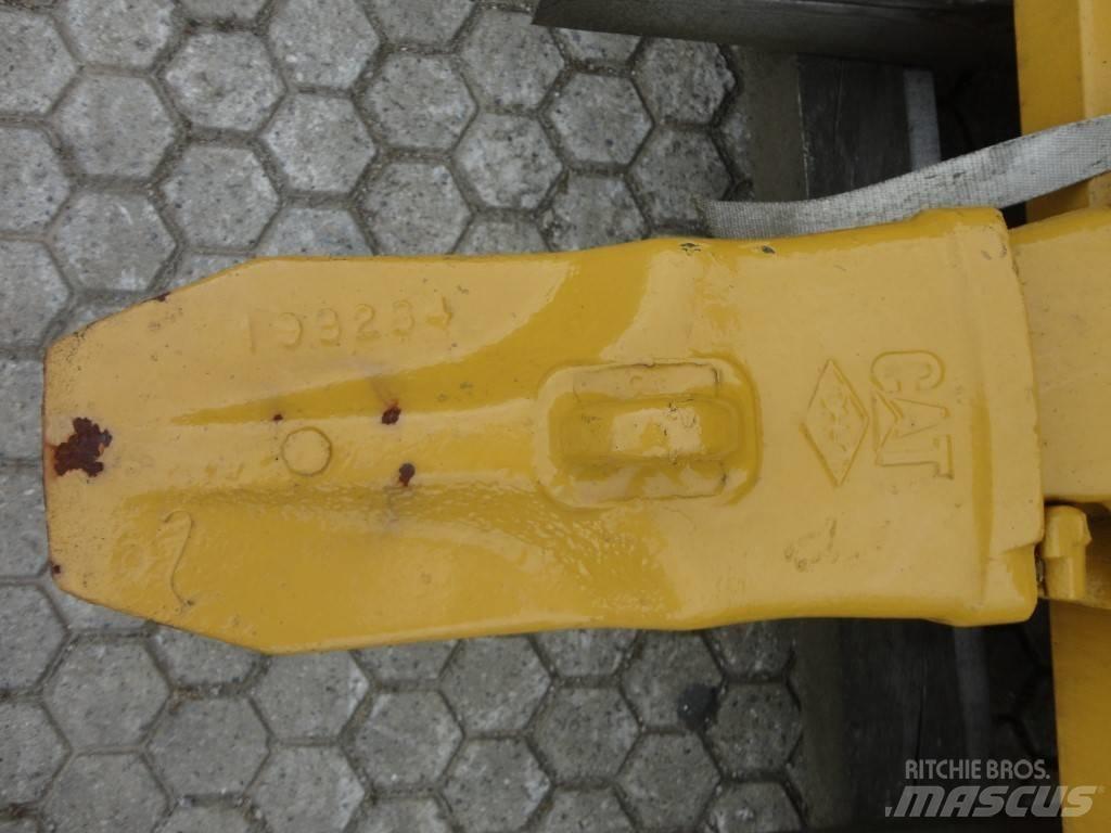 CAT 374 CAT bucket Κουβάδες