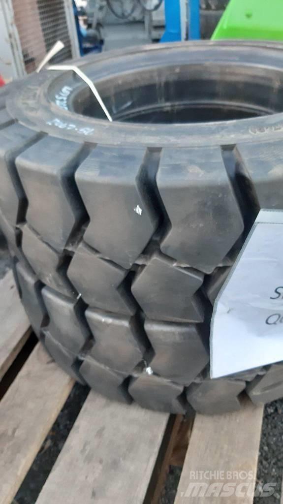  KARGOK3 18X7-8 Ελαστικά και ζάντες