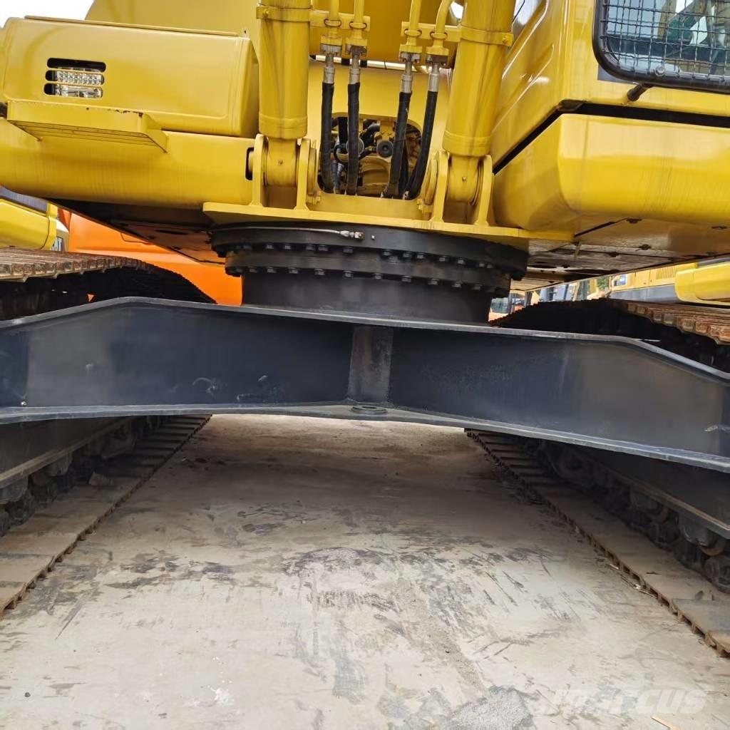 Komatsu PC 220-8 Εκσκαφείς με ερπύστριες