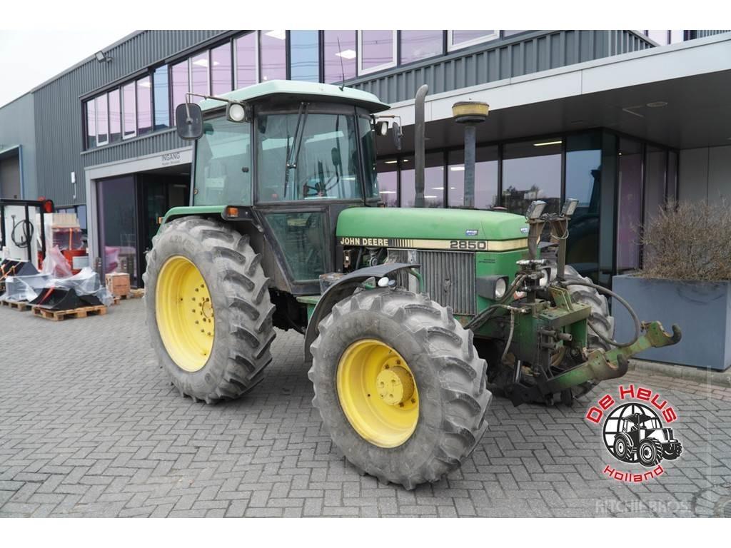 John Deere 2850 Τρακτέρ
