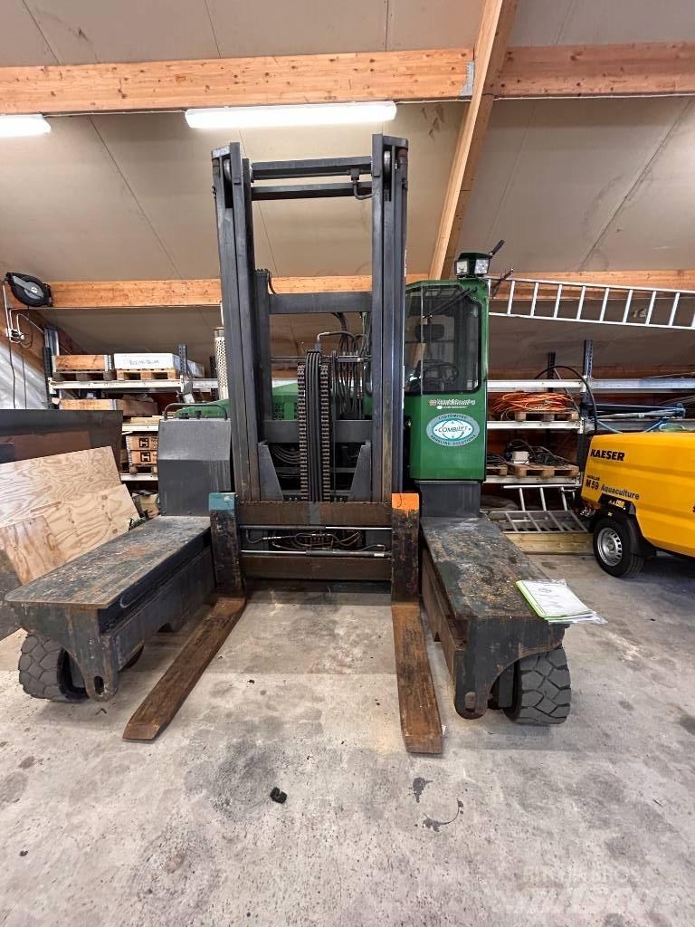 Combilift C 7000 Ανυψωτικά στενών δρόμων 4 κατευθύνσεων