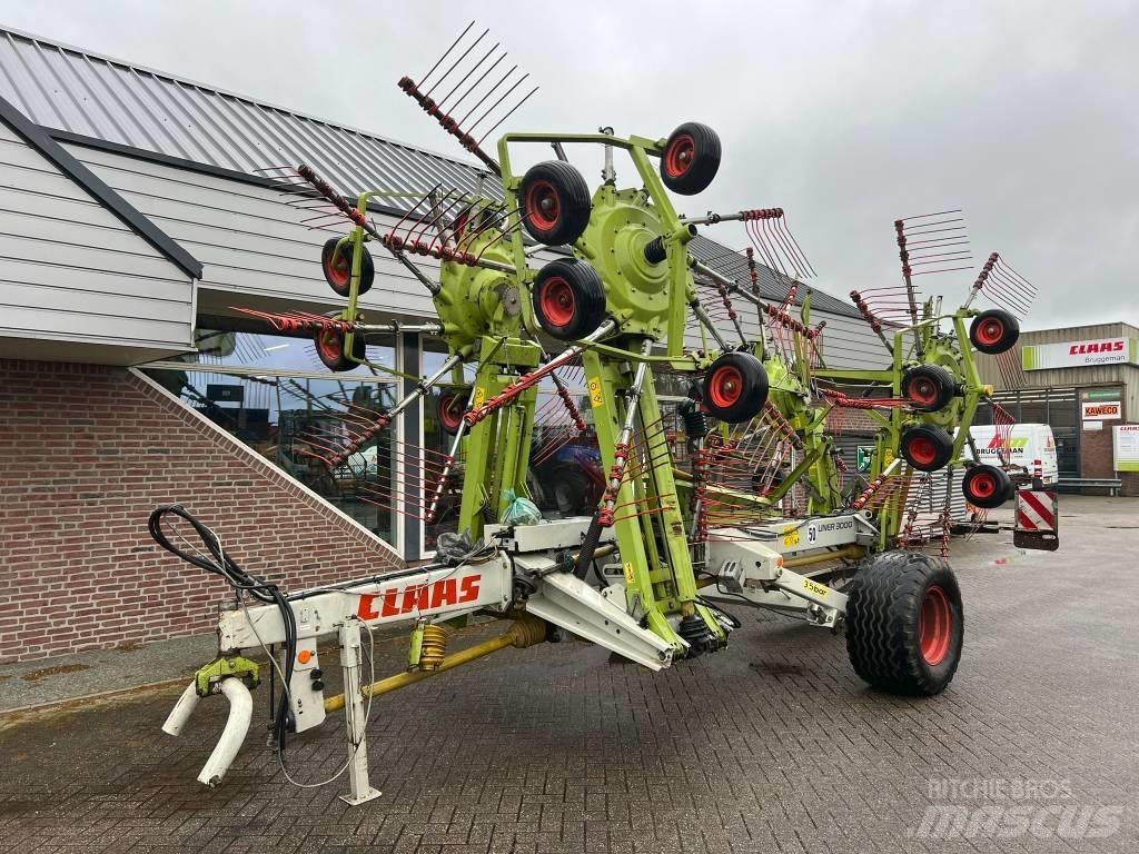 CLAAS Liner 3000 Αναμοχλευτήρες