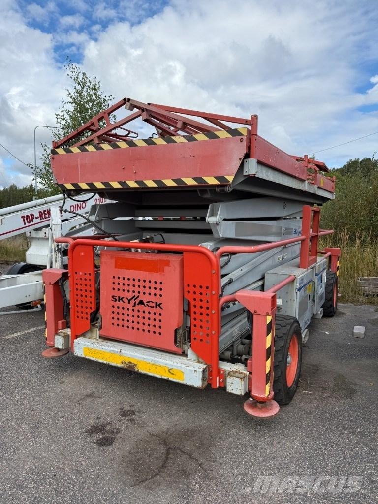 SkyJack SJ 9250 RT Ανυψωτήρες ψαλιδωτής άρθρωσης