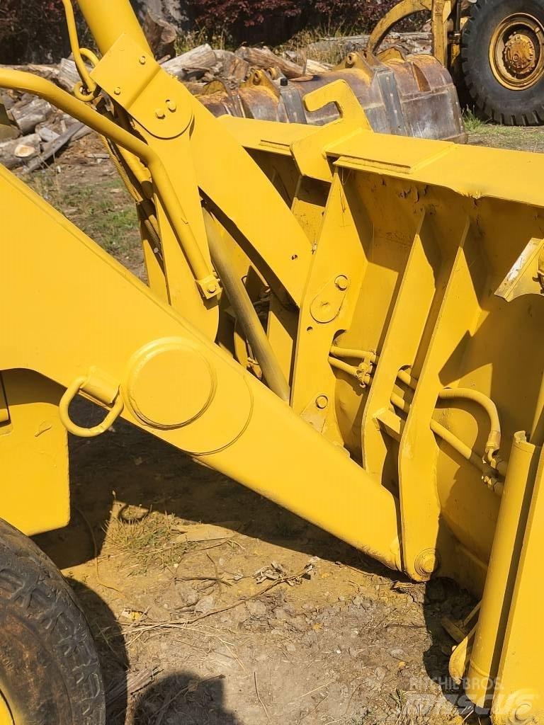 CAT 426B Εκσκαφείς Φορτωτές τύπου JCB
