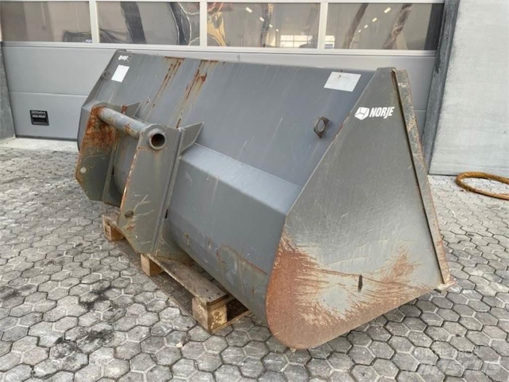  Øvrige Jordskovl Κουβάδες