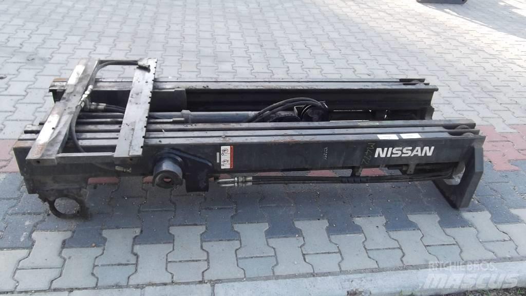 Nissan FB18 M-0472 Πυλώνες