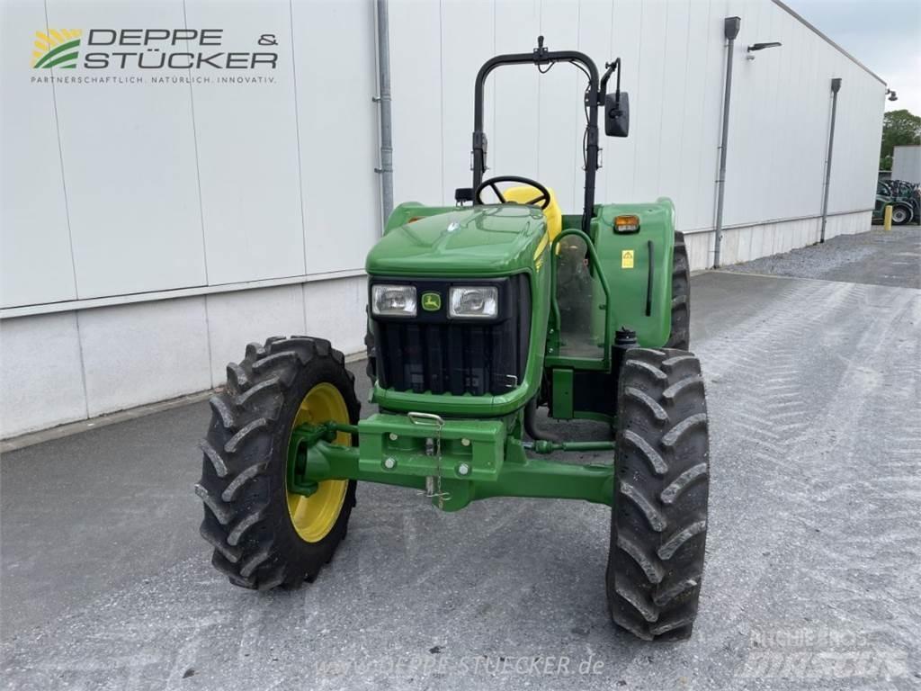 John Deere 5055E Τρακτέρ