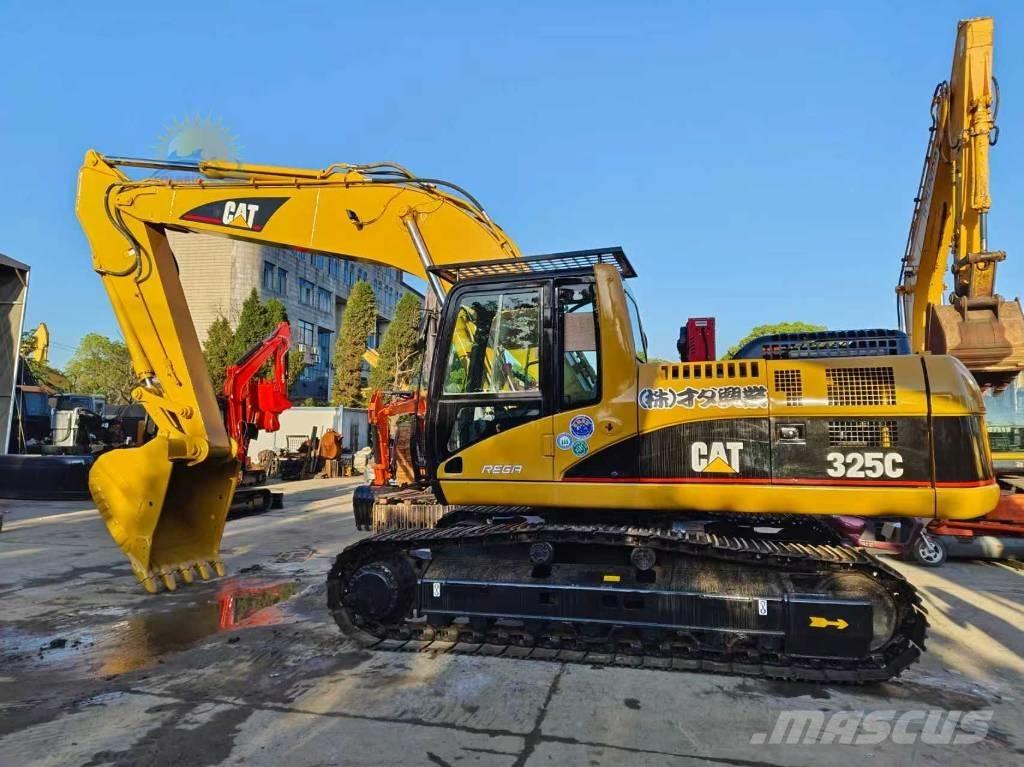 CAT 325 C Εκσκαφείς με ερπύστριες