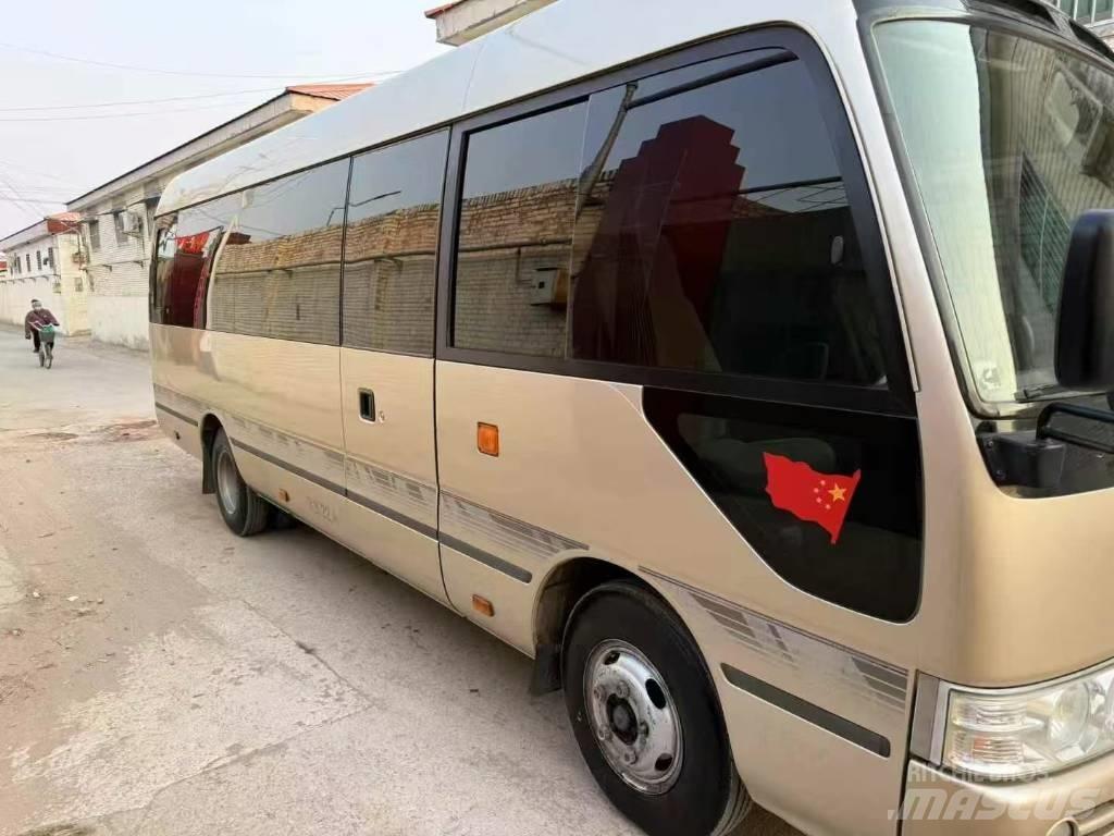 Toyota Coaster Bus Μίνι λεωφορεία
