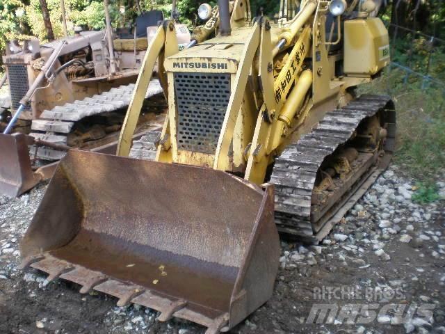 Mitsubishi BS3F Μπουλντόζες με ερπύστριες