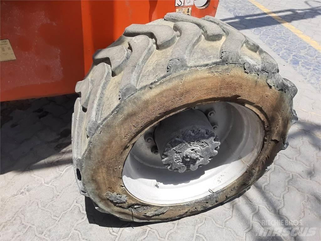 JLG 800AJ Ανυψωτήρες με αρθρωτό βραχίονα