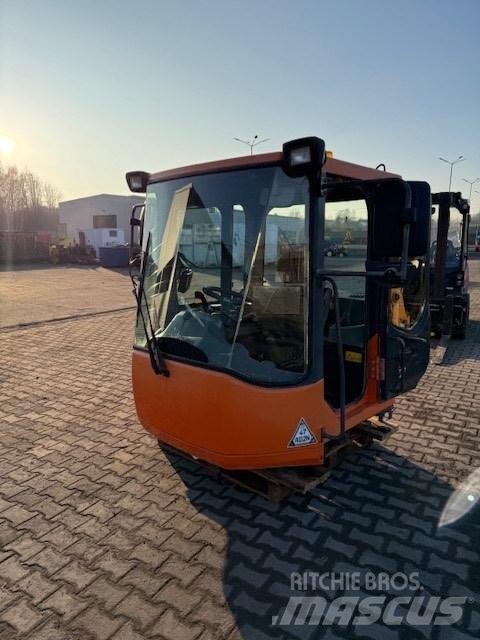 Doosan DL 420-3 CAB Καμπίνες και εσωτερικό