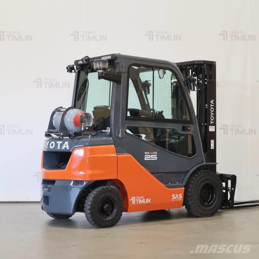 Toyota 02-8FGF25 Περονοφόρα ανυψωτικά κλαρκ με φυσικό αέριο LPG