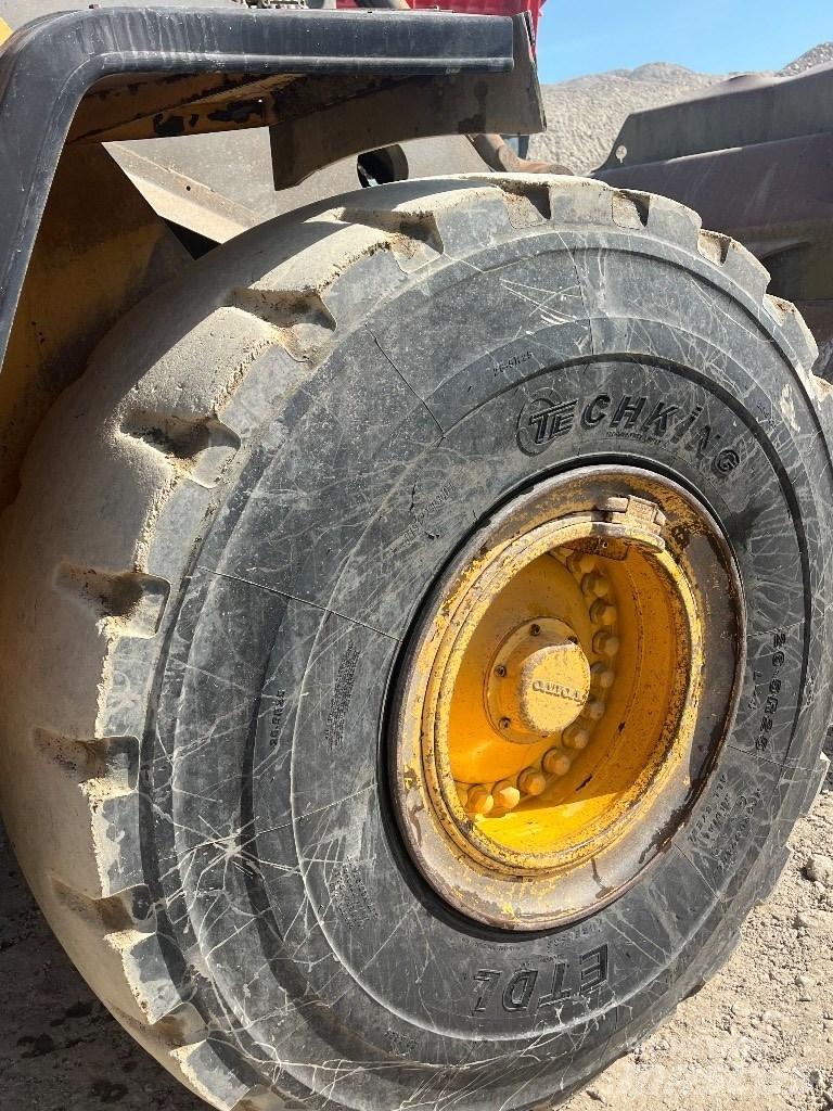 Volvo L180F Φορτωτές με λάστιχα (Τροχοφόροι)
