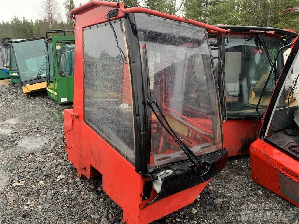 Komatsu 901TX Καμπίνες και εσωτερικό