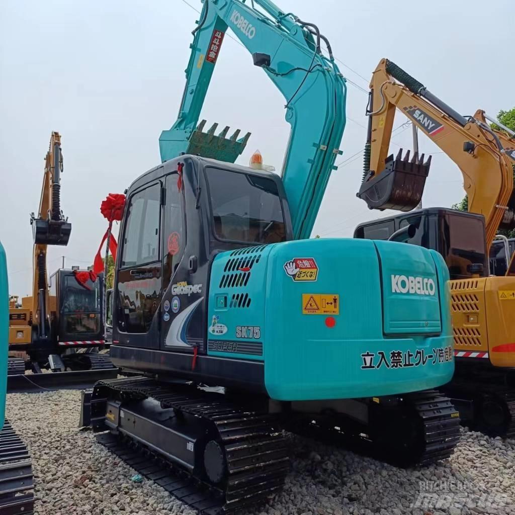 Kobelco SK 75 Εκσκαφείς με ερπύστριες
