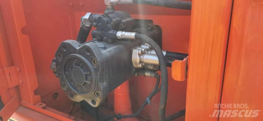 Doosan DX 300 Εκσκαφείς με ερπύστριες