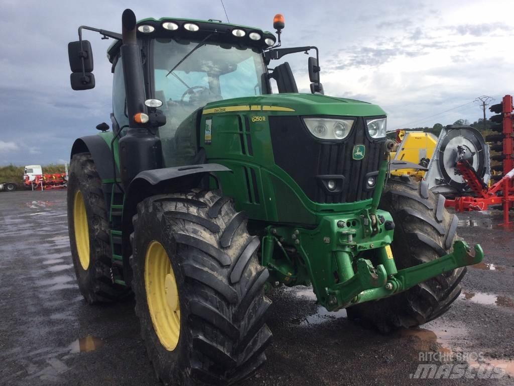 John Deere 6250R Τρακτέρ