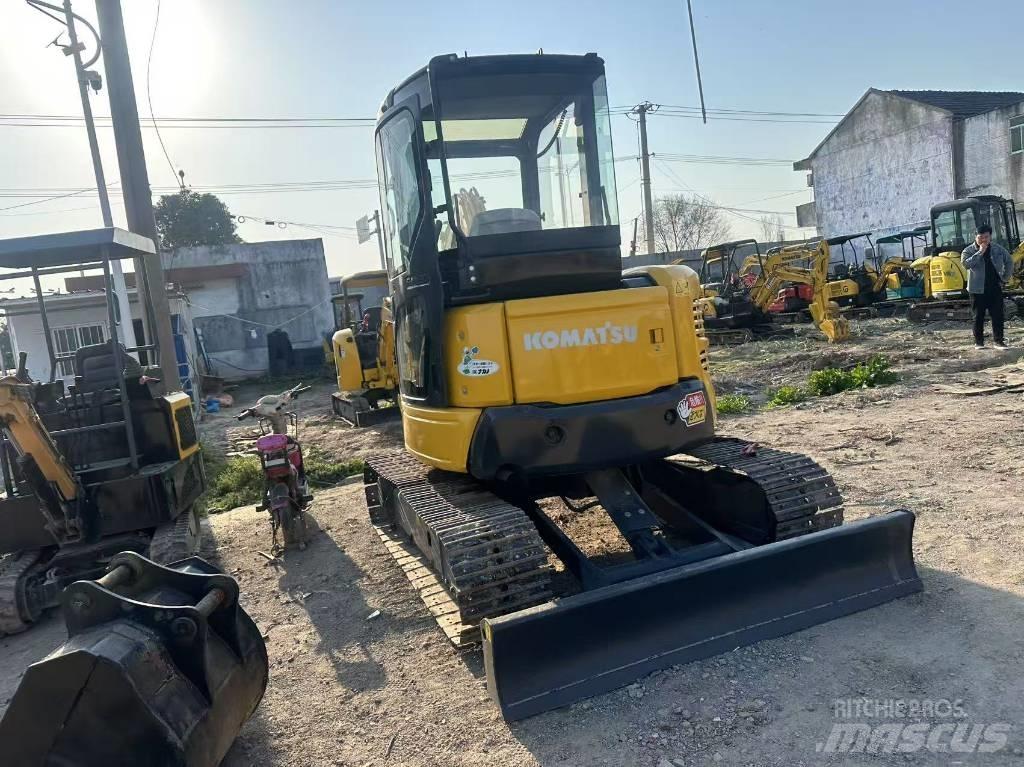 Komatsu PC 40 Εκσκαφείς με ερπύστριες