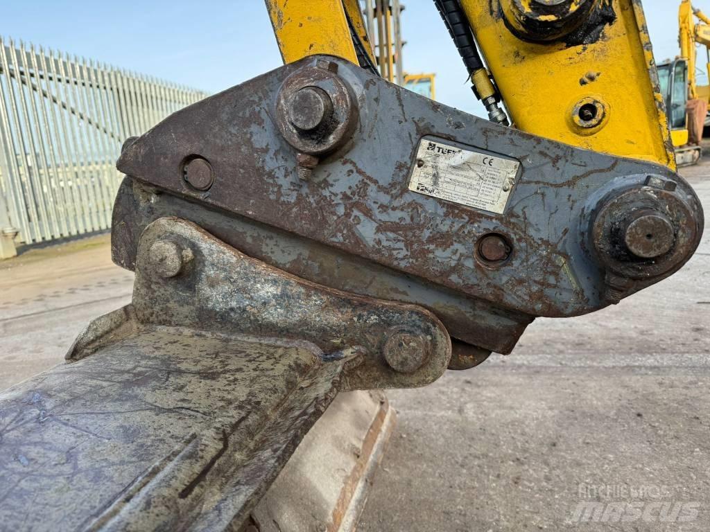Komatsu PC80MR-5 Εκσκαφάκι (διαβολάκι) < 7t