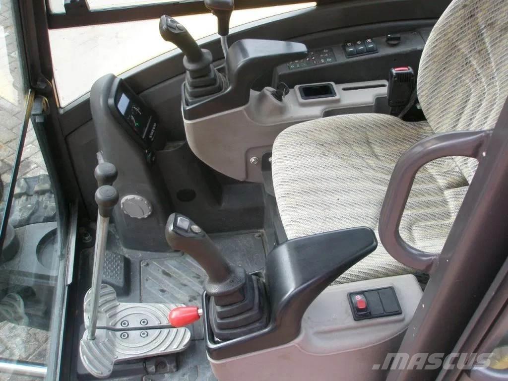 Volvo EC35D Εκσκαφάκι (διαβολάκι) < 7t