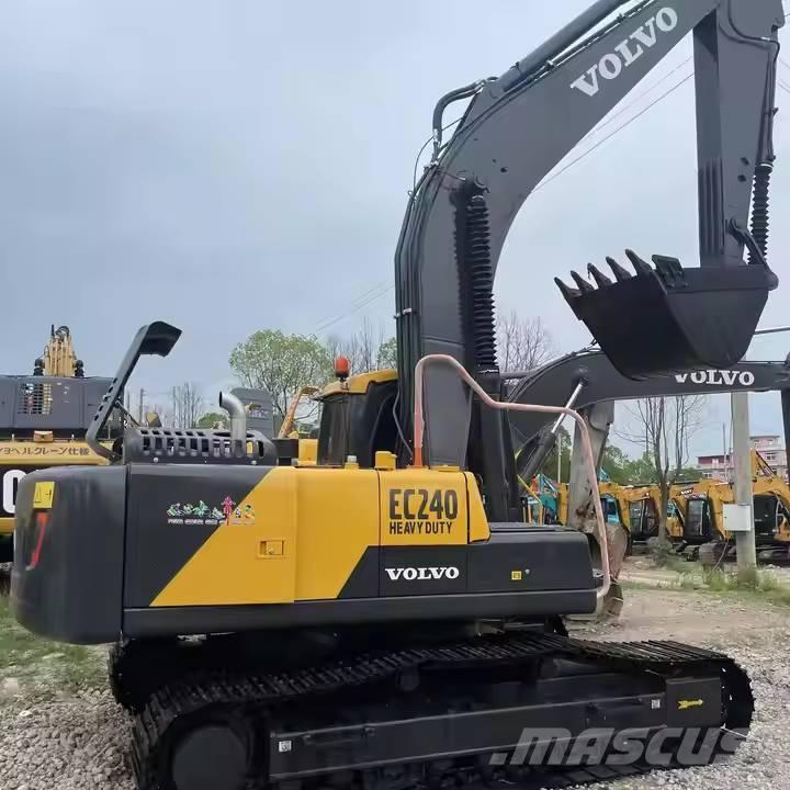 Volvo EC240D Εκσκαφείς με ερπύστριες