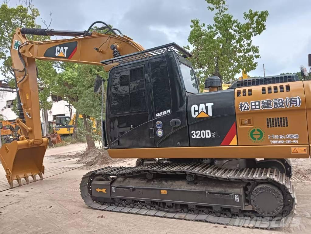 CAT 320 D2 Εκσκαφείς με ερπύστριες