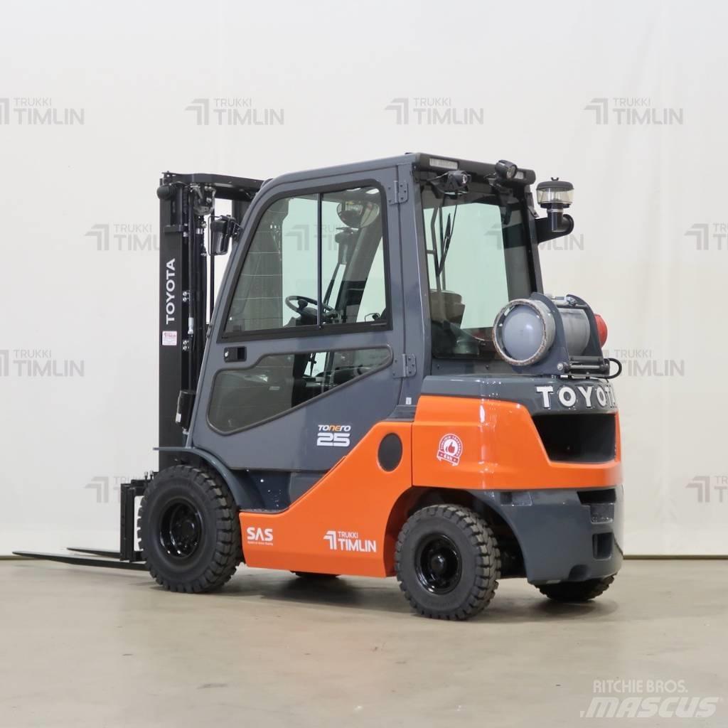 Toyota 02-8FGF25 Περονοφόρα ανυψωτικά κλαρκ με φυσικό αέριο LPG