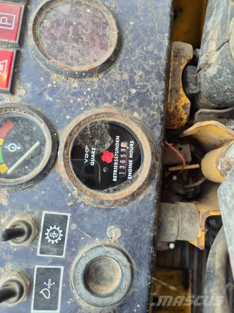 Volvo BM 4300 Φορτωτές με λάστιχα (Τροχοφόροι)