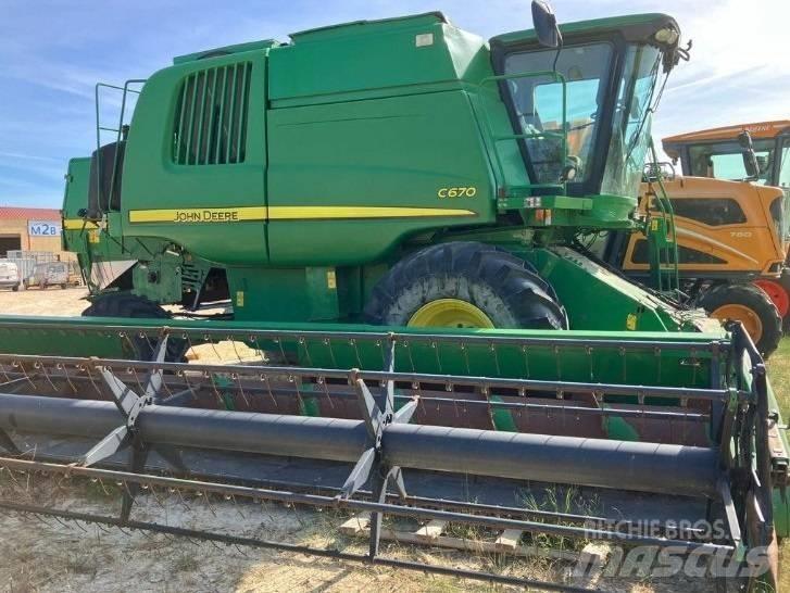 John Deere C 670 Θεριζοαλωνιστικές μηχανές