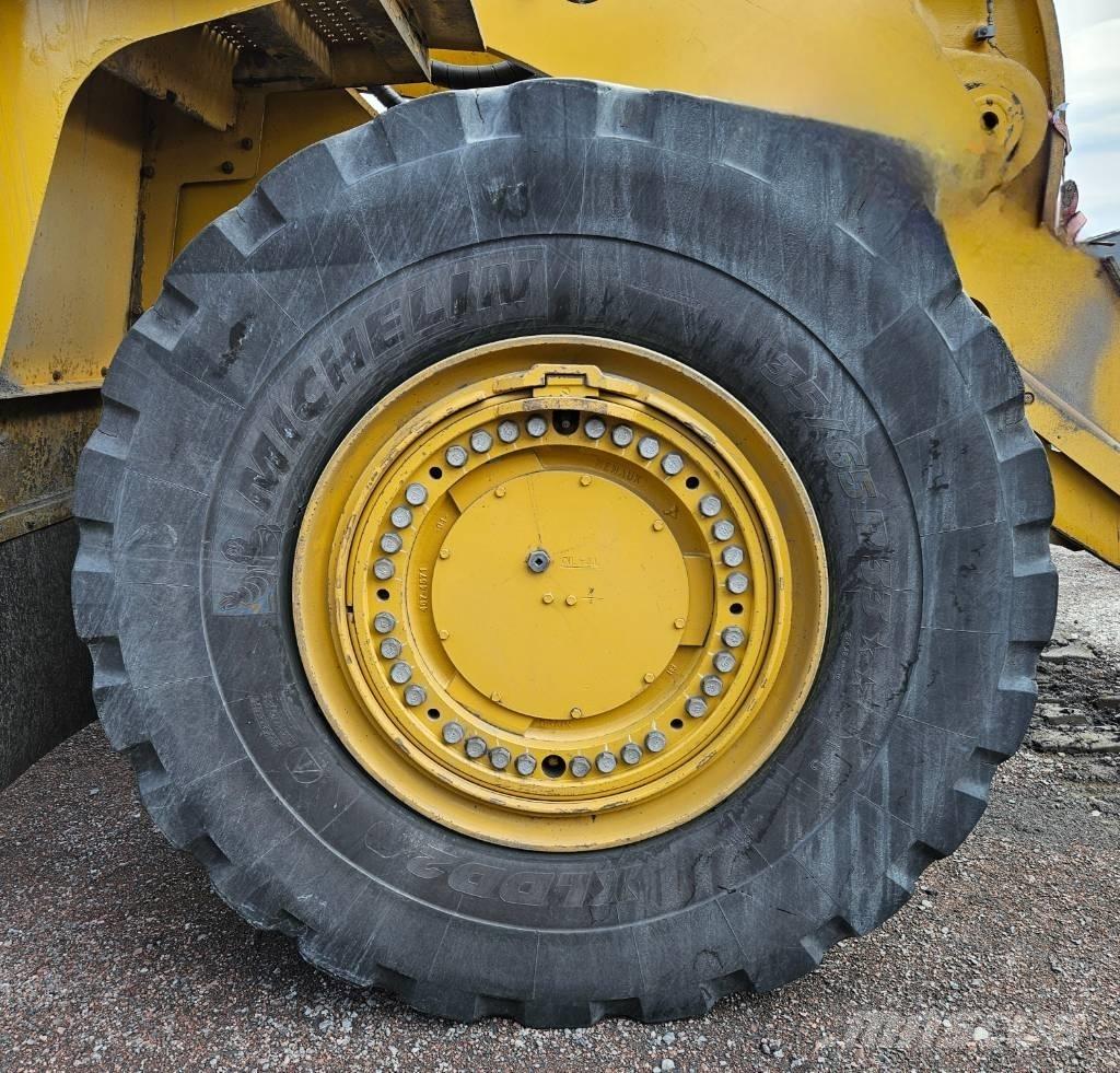 CAT 988 K Φορτωτές με λάστιχα (Τροχοφόροι)
