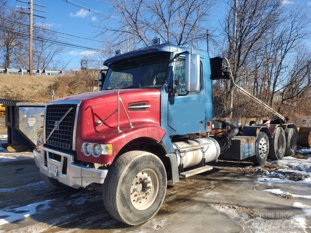 Volvo VHD84F Φορτηγά με γερανό & γάτζο