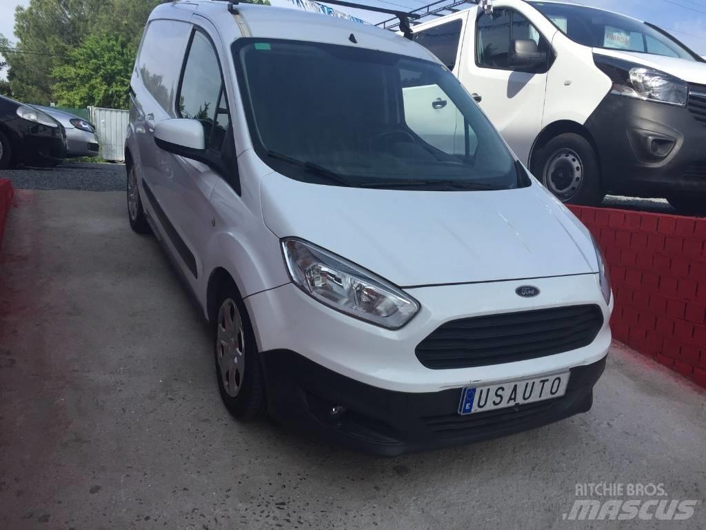 Ford Courier Κλειστού τύπου